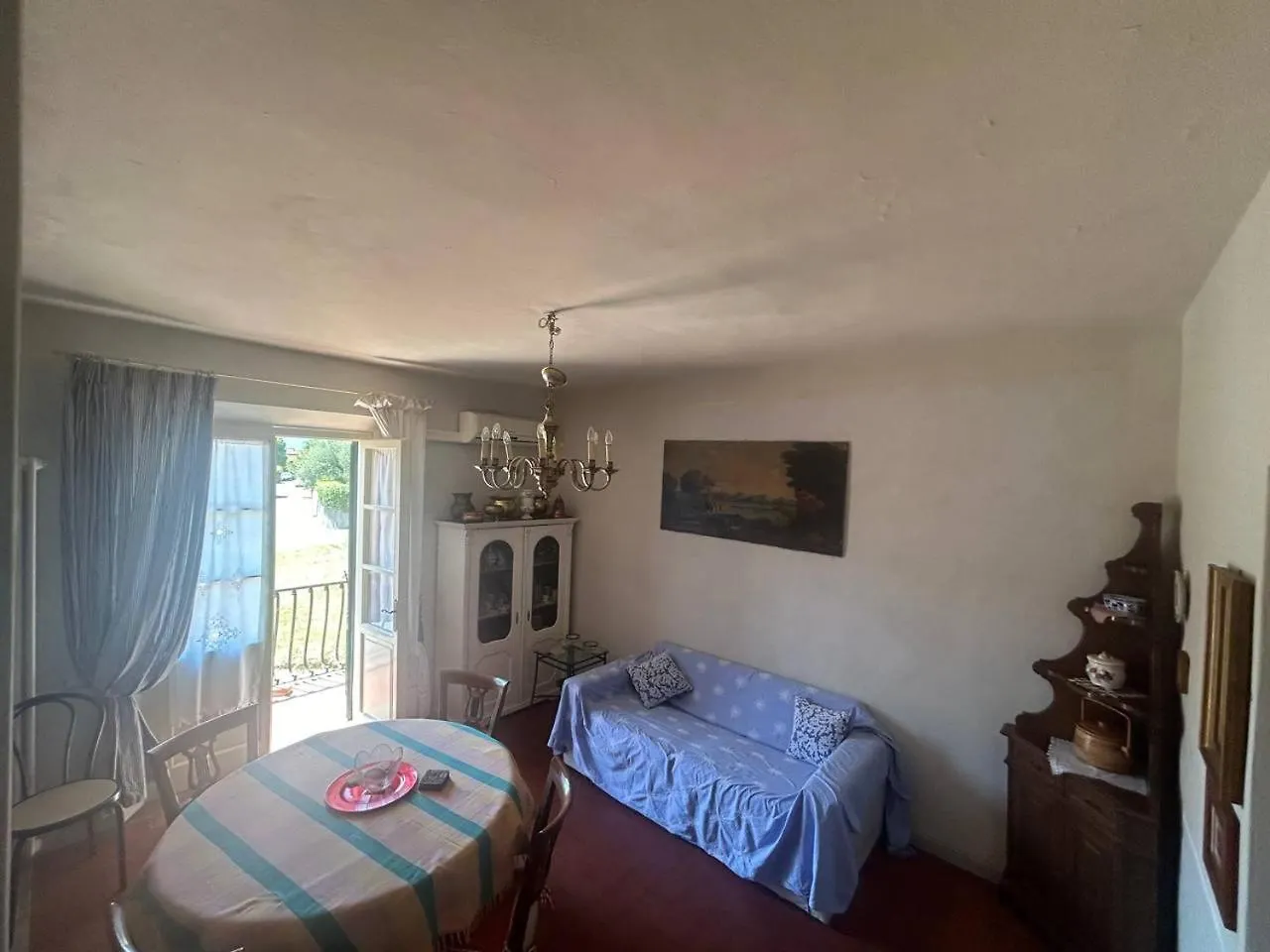 Cozy Apartment 2 Near The City Walls Lucca Italien
